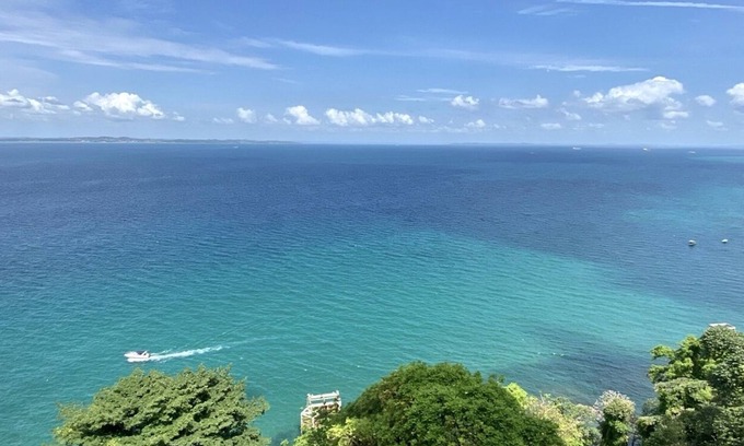 Vitoria Apartamento | Sea view apartment in the best neighborhood in Salvador! Close to the sights!