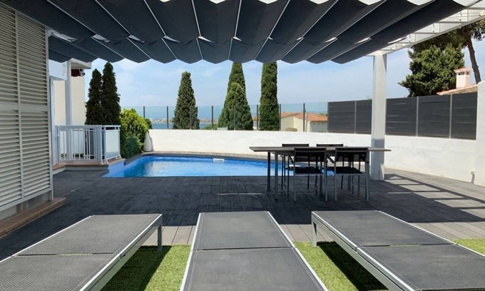 Roses Town Center Apartamento | Apartamento vista mar con piscina privada