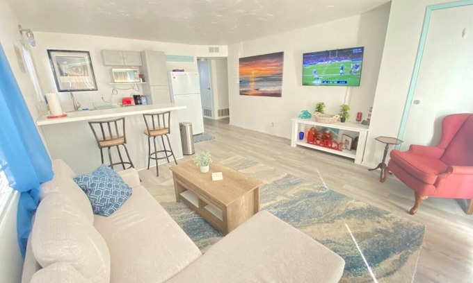 Silver Strand Apartamento | Sea View, Boards, Bikes, W/d