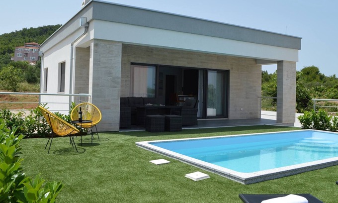Dobropoljana Villa | Sea View Holiday Villa Seabreeze