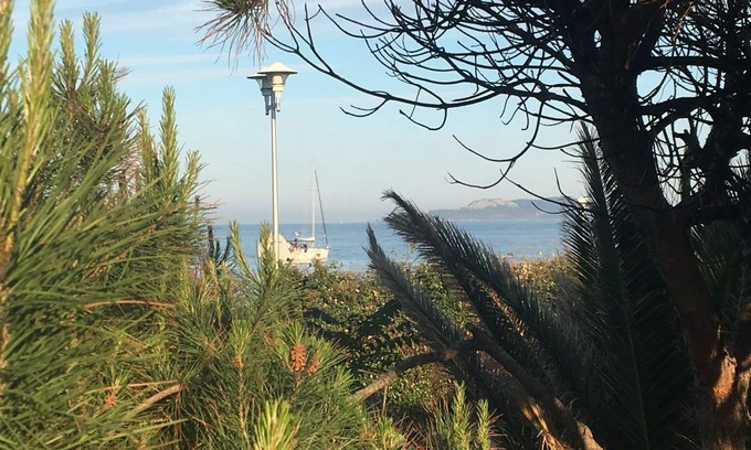 La Capte Casa | Casa con vistas al mar a pocos metros de la playa y tiendas.