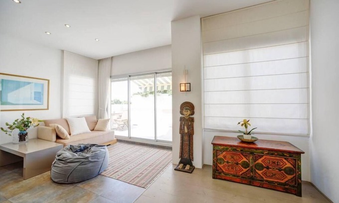 Tel Aviv City Center Apartamento | Sea view &luxury penthouse in Bialik street: best location