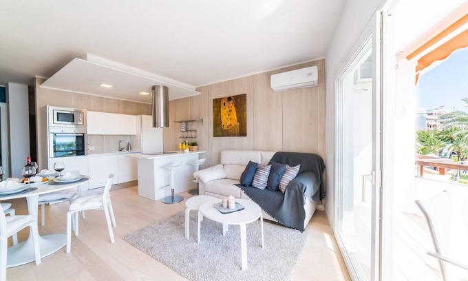 Alcudia Apartamento | Fantástico apartamento con vistas al mar.
