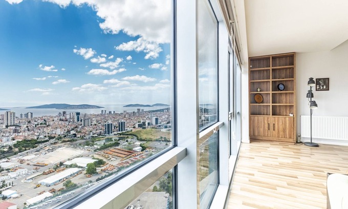 Kartal Apartamento | Sea View New Built Residence, 3 min to Metro