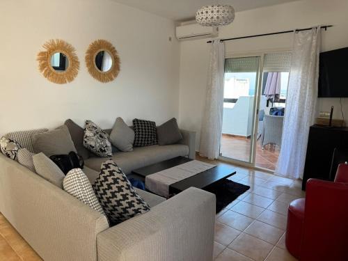 Fnideq Apartamento | Sea View Penthouse with Rooftop Lounge
