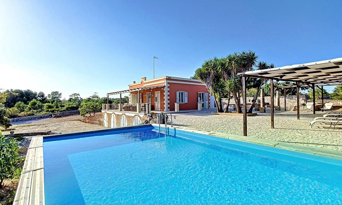 Torre Pali Villa | Panoramic villa with pool, 2km from the sand