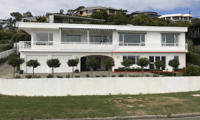 Britannia Heights Apartamento | Vistas al mar y sol.