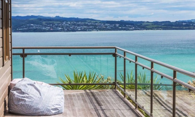 Omiha Casa | Sunset Sanctuary - Waiheke Escapes