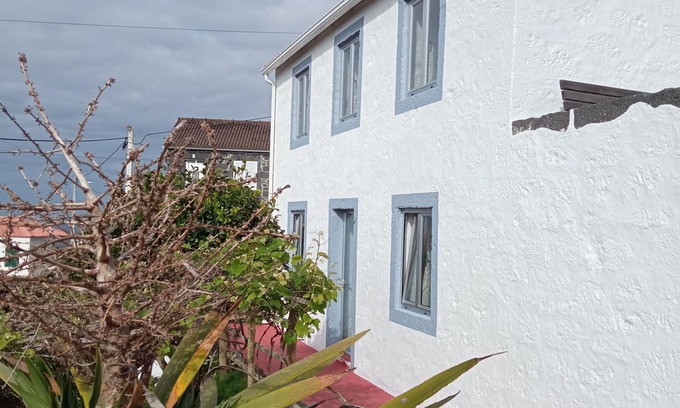 Calheta de Nesquim Casa | Sea wolf House