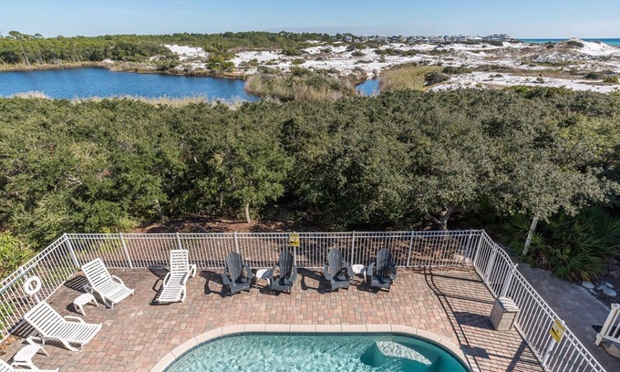 Gulf Trace Casa | NUEVA LISTA !! Vistas increíbles, piscina privada, capacidad para 12 personas, ¡a menos de 2 minutos a pie de la playa!
