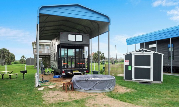 Crystal Beach Casa | Seabird Symphony beach tiny home