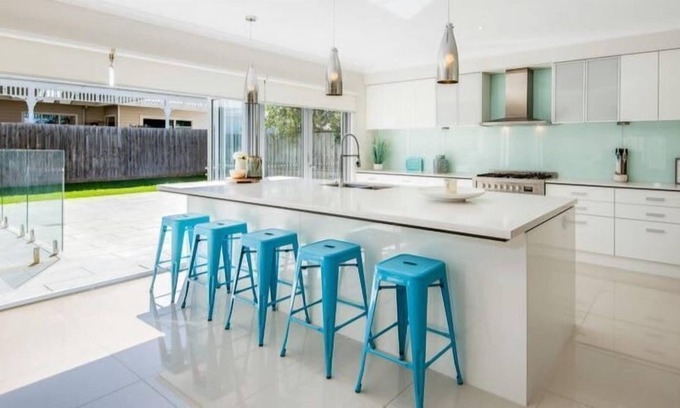 St Leonards Casa | Seachange Resort Living with Pool and Spa Bath.