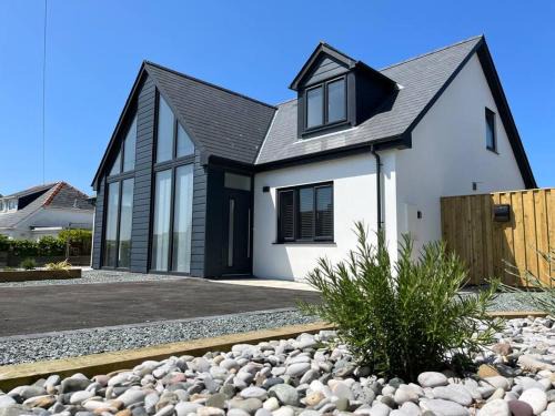 St Brides Casa | Seacliff, Broad Haven.