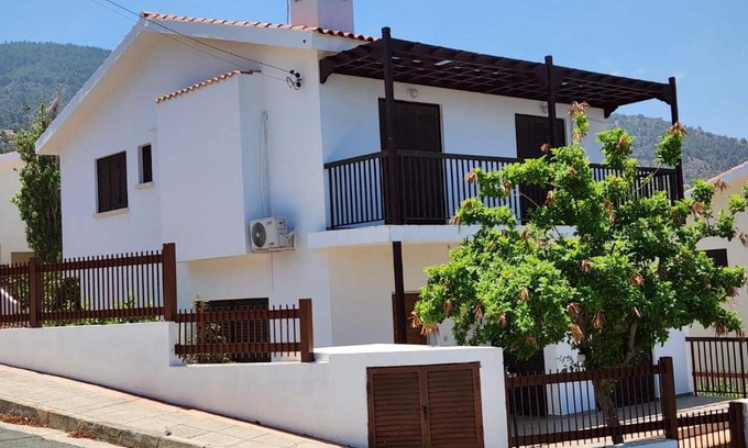 Pomos Casa | Seaclusion Vacation Villa