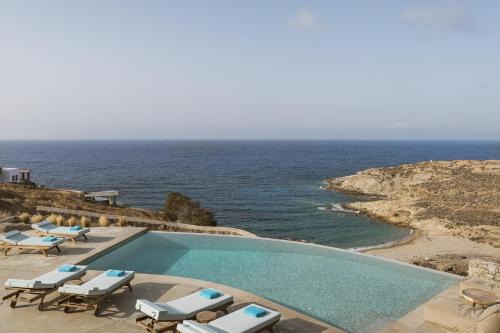 Kalafatis Villa | Seafront 9BDR Serenity in Mykonos