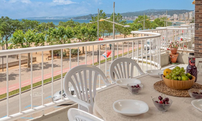 Palamos Apartamento | Apartamento Frente al Mar con Terraza y Parking - Palamós
