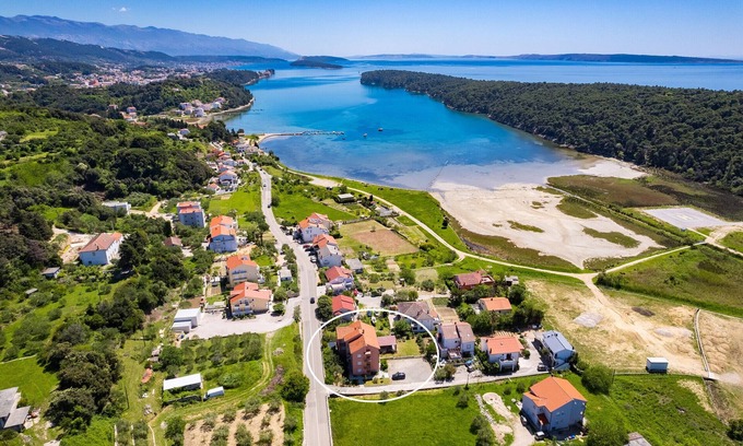 Suha Punta Apartamento | Seafront Apt for Family Vacation - Neda Ruzmarin