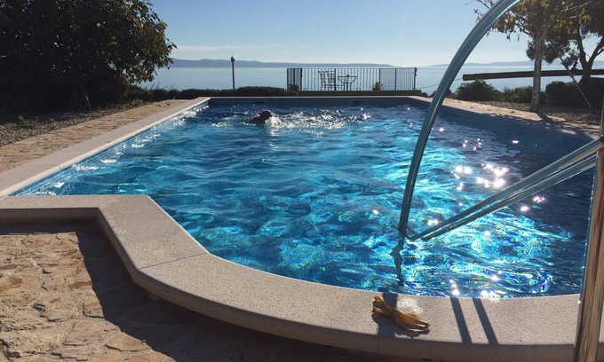 Znjan Casa | casa frente al mar con piscina en Split, a 100 metros de la playa