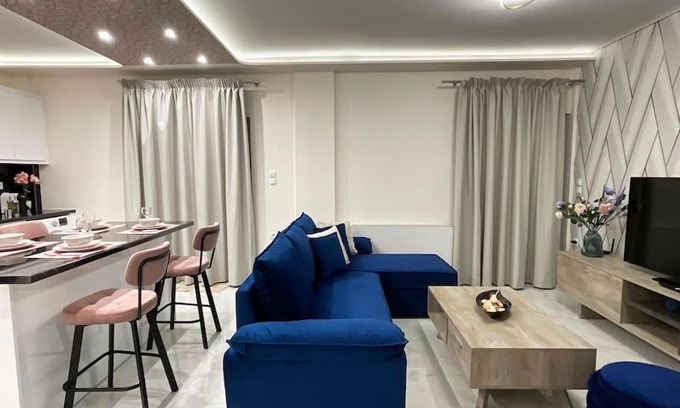 Amfilochia Apartamento | Seafront Luxury Apartment