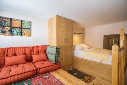 Itea Apartamento | Seafront Studio with Loft Bed