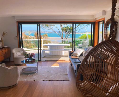 Lewisham Casa | Seagrass Coastal Retreat with direct beach access