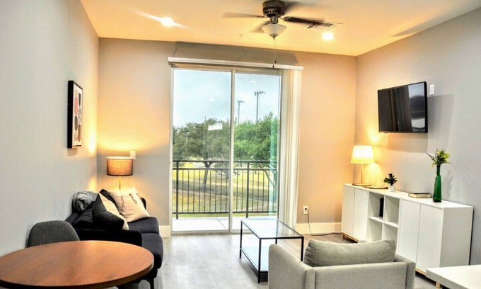 Sealy Apartamento | Sealy Spacious 1 bed with Pool