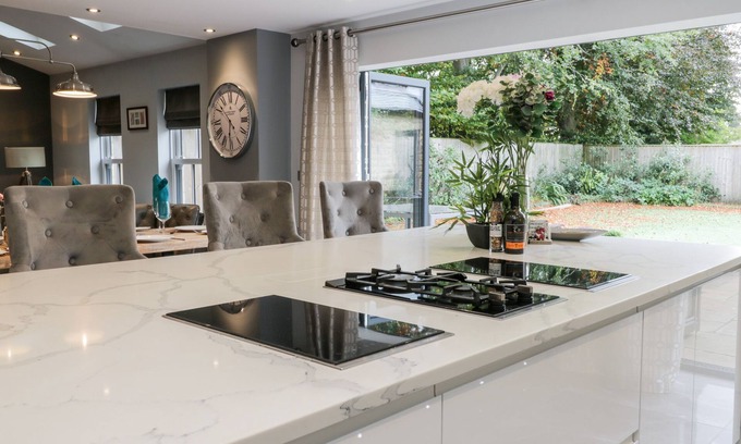 Scarborough Cabaña | Seamer Manor House