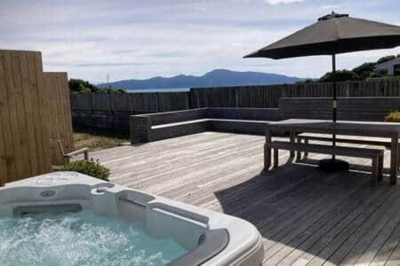 Raumati South Casa | Seascapes Luxury Retreat