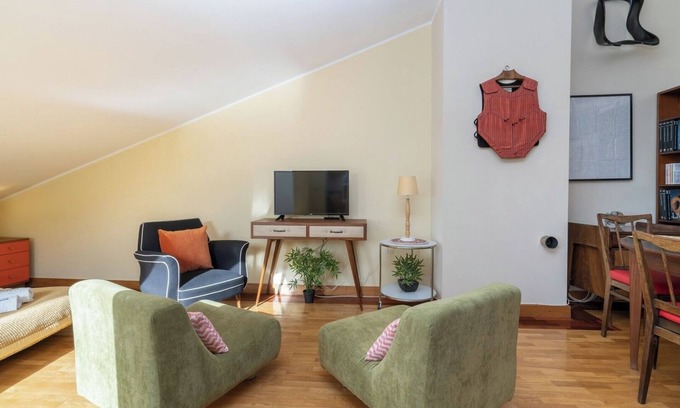 Gulpilhares Apartamento | Seaside Beach Flat by Host Wise