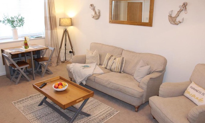 Llanddulas Casa | Seaside Cottage 2 Bedroom - Bron-Y-Wendon Holiday Park