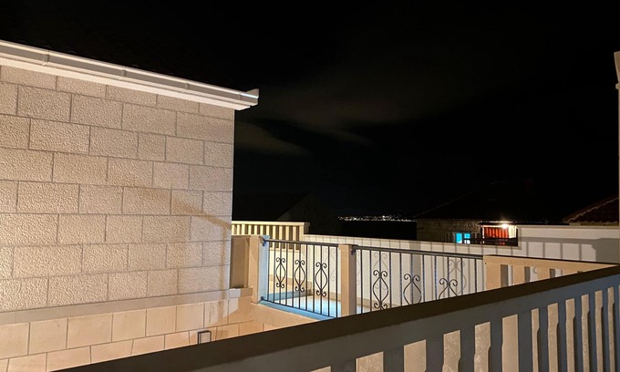 Postira Casa | Casa de vacaciones junto al mar Postira, Brac (K-22663)