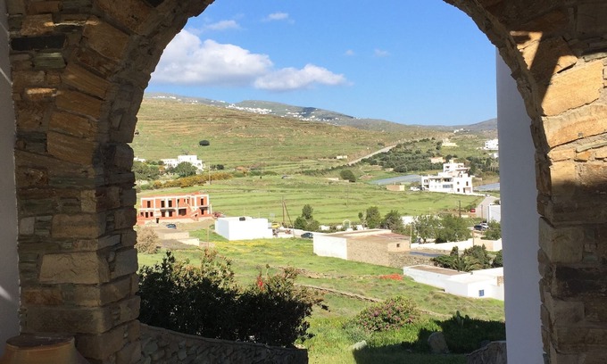 Tinos Casa | Casa de playa SIROCCOS con vista al puerto de Tinos