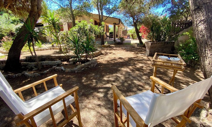 Sa Rocca Tunda Casa | Seaside House with Large Garden for Families in the Sinis Peninsula