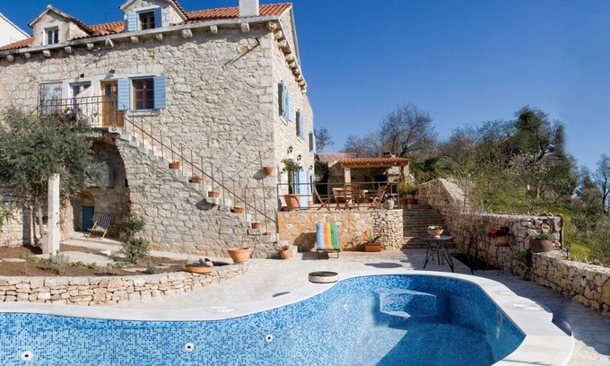 Milna (Brac) Casa | Villa de lujo junto al mar con piscina Milna, Brac (K-3100)