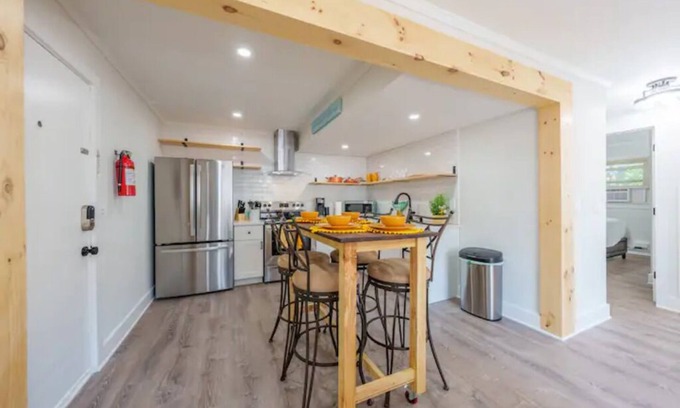 Seaside Heights Condominio | Seaside Sanctuary, 2 blocks to sand and free parking!