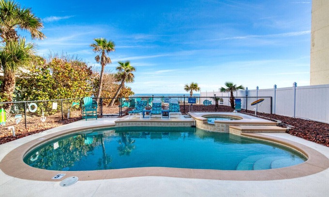 Ormond Beach Casa | Seaside Serenity Oceanfront Pool Home