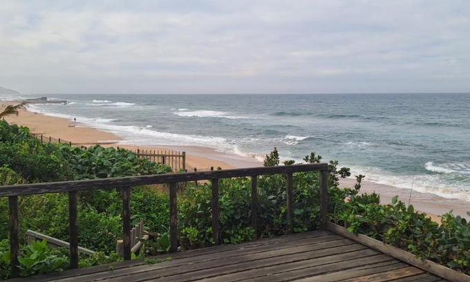 Umhlali Beach Casa | Seaside Serenity - Your ultimate beachfront escape