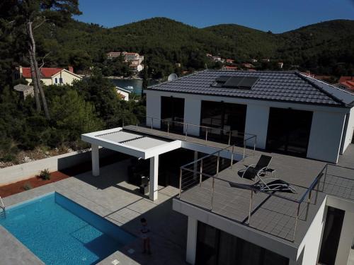 Prizba Casa | Seaside villa at Prizba