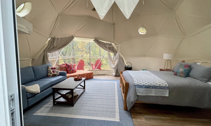 Wallkill Casa | Seasonal, Cozy Geo-Dome with Heat/AC on Private Hiking paradise in Gunks.