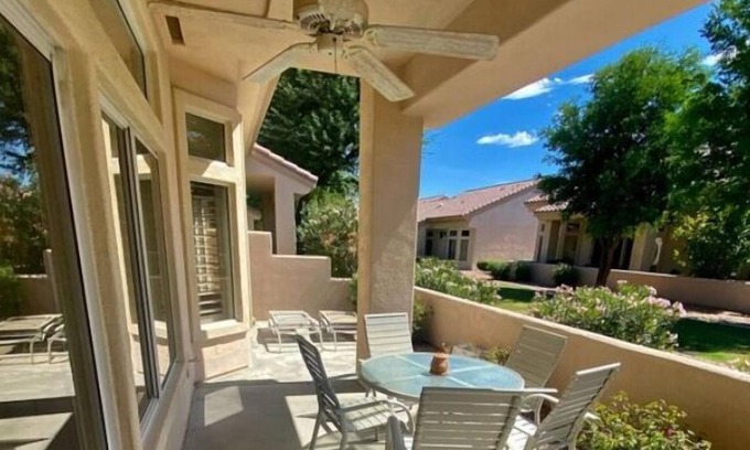 Desert Palms Apartamento | Seasonal - Fantastic Fun at Sun City Palm Desert 2 bed 2 bath