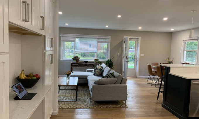 New Paltz Casa | Seasonal or short term, modern 4-bedroom on quiet, tree-lined street