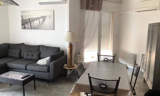 Sainte-Maxime Apartamento | SEASONAL RENTAL T3 DOWNTOWN STE MAXIME