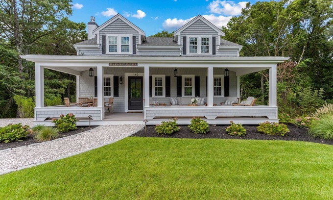 Osterville Casa | Seasons by the Sea: Fully Renovated Luxury Cape Cod Home