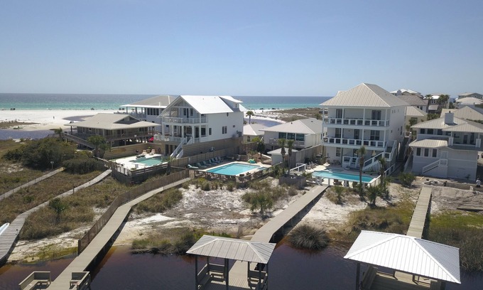 Grayton Beach Casa | Seaspray 7bed7,5B piscina, muelle, vista al Golfo / Lago / Playa