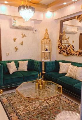 Clifton Apartamento | SeaView 2BR with parking, Walk to Dolmen Mall & Park