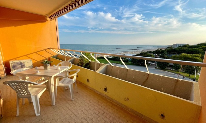 Porto Santa Margherita Apartamento | Precioso apartamento con vistas al mar para 5 personas-Beahost Rentals