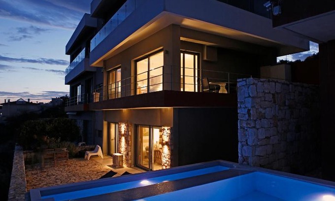 Marathon Casa | Seaview Maisonette Schinias
