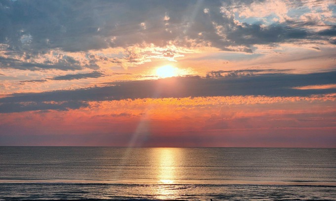 Daytona Beach Condominio | Seaz The Dayz in a Newly Renovated Oceanfront Studio POOL/ OCEAN ACCESS OPEN