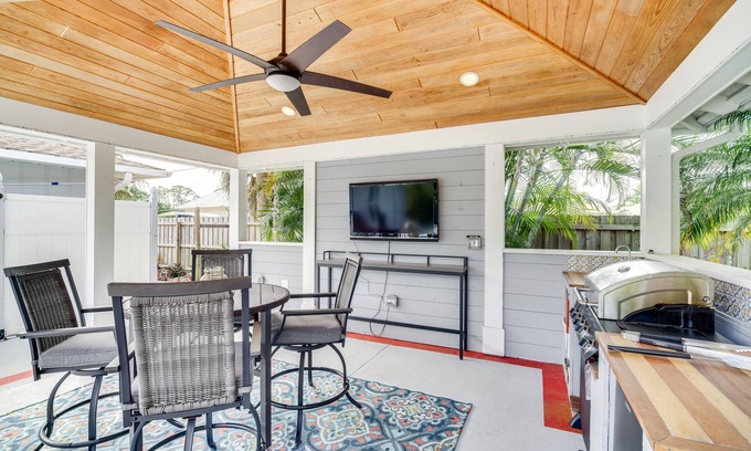 Sebastian Highlands Casa | Sebastien Home w/ Pool & Gazebo - 8 Mi to Beaches!