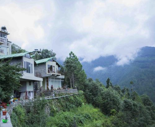 Ramgarh Complejo | Seclude Ramgarh Cliff's edge